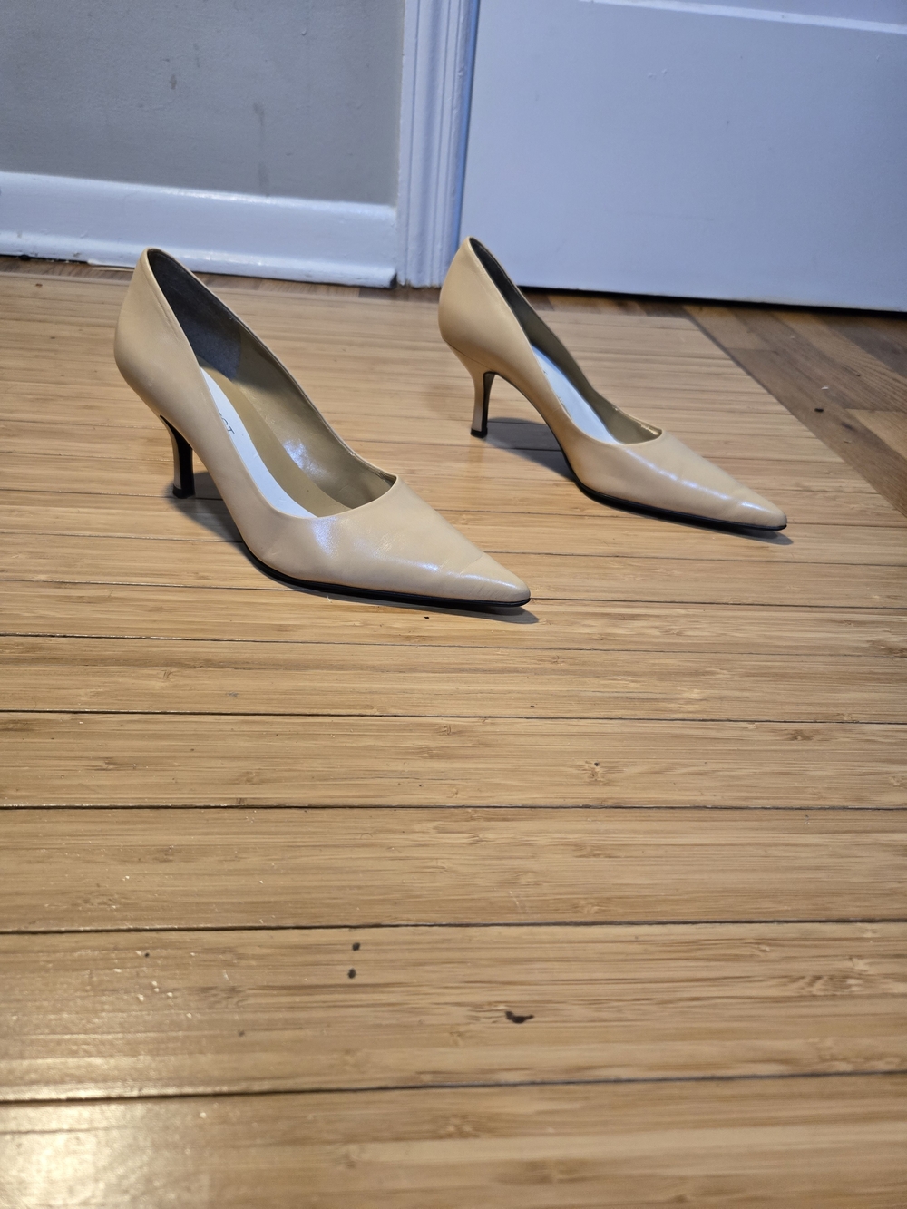 Nine West Whopper Nude Leather Pumps Size 8M
